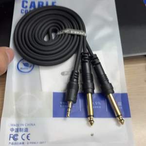 Dây cáp 3.5mm ra hai đầu 6 li chính hãng