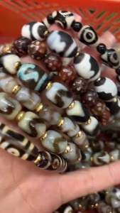 Vòng Dzi may mắn bình an đeo theo thuật phong thuỷ