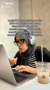 Atasan Rajut Garis Oversize Blouse Rajut Strip Jumbo