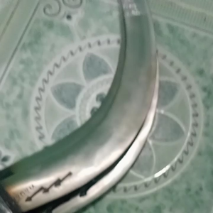 EGREG KOLONGAN PANAH TIGA
