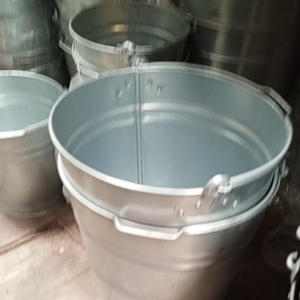 Ember Galvanis Anti Karat / Pot Kaleng Tebal / Ember Susu / Ember Serbaguna