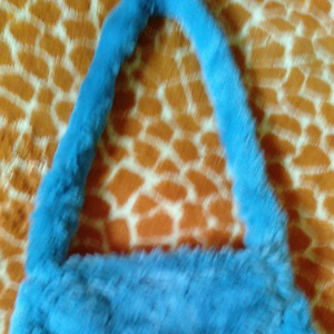 Tas Selempang Bulu Bludru Korea Biru