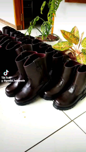 SEPATU SAFETY MURAH KING GRADER SEPATU KULIT VIRAL BOOTS SEPATU PRIA KERJA LAPANGAN PROYEK SEPATU 2023 GUNUNG RIDERS BIKERS SNEAKERS HIKING UJUNG BESI LODONG CASUAL KARET