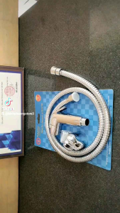 BỘ VÒI XỊT TOLET INOX  POLOTEC áp lực mạnh bộ kèm dây vòi xịt cài vòi