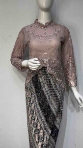 Kebaya Aurel: Model Modern & Elegan
