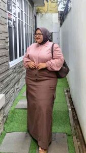 Rok Kerja Jumbo Melar BB 80 - 160 kg Caca Rok Kargo Soft Jeans Stretch Tebal Pinggang Karet Ada Saku