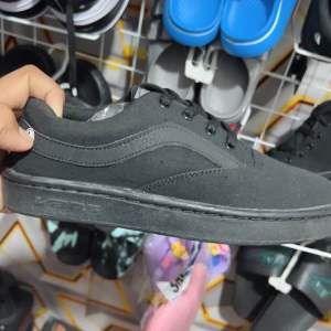COD sepatu sekolah SD SMP SMA VANS tanpa kotak yah kk