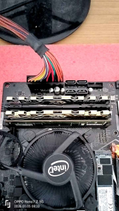 RAM  4GB DDR4 บัส 2400MHz Apacer PANTHER ตัวละ 440