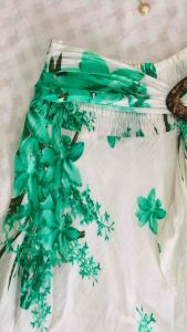 กระโปรงทรงเอ แฟชั่นผู้หญิง ลายดอกไม้สีเขียว มีซับใน เอวยางยืด