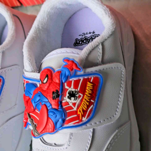 รองเท้านักเรียนชาย ลายสไปเดอแมนรุ่น 25-36 ชุด ชาย ชุดหนังดำ รูปลักษณ์ วอมขาว สไปเดอแมน