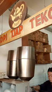 Kopi Cap Teko Asli Bogor Spesial 1 Pack Isi 30 Bks x 8 gr (Bungkus Plastik) Giling Halus Tanpa Gula