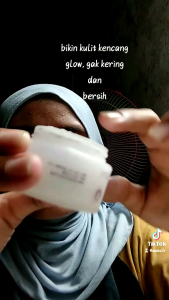 white story day cream