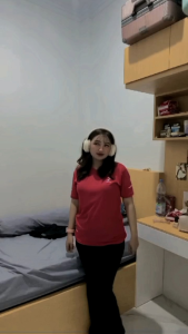 New atasan olahraga wanita lengan pendek senam gym zumba