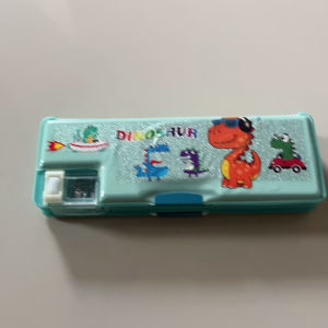 Tempat Pensil Magnet 2 Sisi Plus Serutan GP 9374