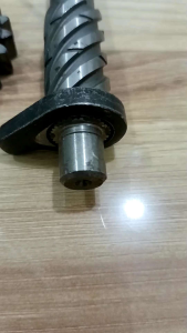 Selahan Engkolan Jupiter Z Vega R New 5TP As Selah Jupiter Z Vega R New Gigi Engkol Gigi Starter Gigi Stater Jupiter Z Vega R New Pedal Kick Starter Gigi Kampak Gigi Stater Jupiter Z Vega R New Perselah Jupiter Z Vega R New Paket Motor 5TP Motorcycle