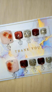 เล็บเท้าเจลแท้ฟรีกาวตะไบ เล็บเจลสีแดงลูกแก้วสลับกากเพชร ไซต์มารตฐาน รับไซต์อื่นแจ้งที่ช่องแชทค่ะ