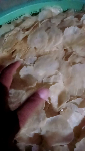 EMPING MELINJO EMPING SUPER TIPIS 1KG