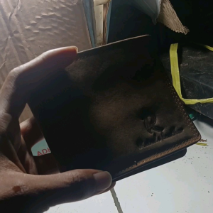 Dompet kulit pria berbahan kulit sapi gresios langsung produk UMKM.