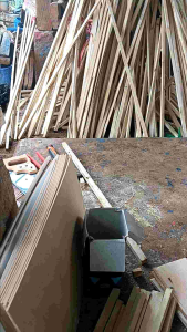 papan tulis anak dengan penyangga/papan tulis white board/papan putih/papan tulis ukuran 30×50/papan tulis karakter/white board karakter lucu/meja belajar anak/white board/white board lengkap dengan kaki penyangga kayu/papan belajar anak/penyangga kayu