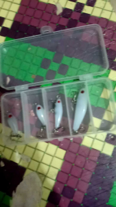 satu set + bok lure umpan pancing hampala sangat cocok untuk umpan mancing casting hampala
