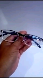 Kacamata Minus Anti Radiasi Untuk Pria dan Wanita