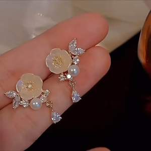 Bông Tai Hoa Tai Hình Hoa Mộc Lan Đính Đá Zircon Phong Cách Thời Trang Retro Sang Trọng