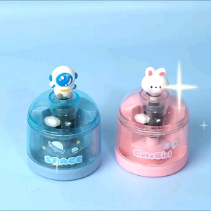 Astronaut rabbit Electric Pencil Sharpener  Automatic Pencil Sharpener student stationary 卡通电动笔刨