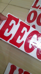 Custom Stiker cuting perhuruf 8 cm mudah di pasang tidak luntur