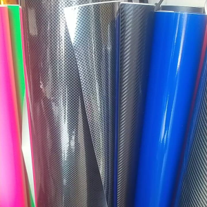 Decal Carbon bóng keo Đài Loan. Dán Xe điện thoại laptop  và nhiều đồ vật khác.