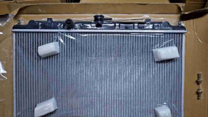 Nissan Sentra Radiator N16 GS GX 2003-14 Manual Automatic