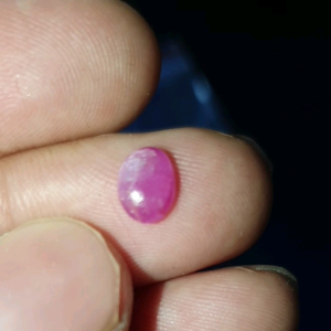 ĐÁ RUBY ĐỎ ĐẬM (THIÊN NHIÊN) 125.- không xử lý