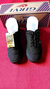 Sepatu Sekolah Girvi002: Pilihan Terbaik untuk Cewek & Cowok