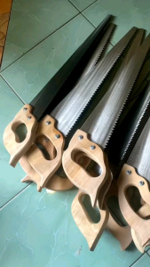 Bayar di tempat Gergaji sudah di kikir tajam gergaji kayu gergaji bambu gergaji multifungsi siap pakai langsuung dari pengrajin  sudah di kikir tajam dan mata geriginya sudah di buka pas si pakai tidak nyepet  gagang bayar di tempat peroduk lokal