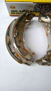 Kampas Rem Belakang Tromol Brake Shoe Mitsubishi Mirage