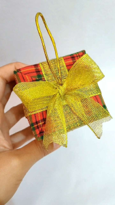 Hiasan Gantungan Natal Aplikasi Kado