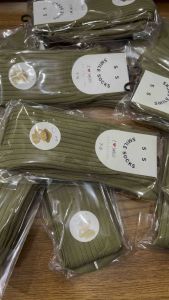 ถุงเท้าลูกเสือ เนื้อผ้าดี ขนาด7-9 ฟรีไซร้