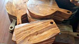 Heavy Duty Thick Wooden Chopping Boards by Innabaya