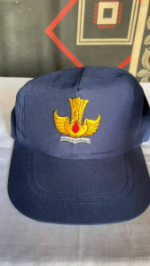 Topi SMP Laki laki dan Perempuan