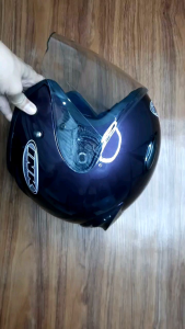 Helm Model Cntro Ungu Metalik: Helm Berkualitas Tinggi & Gaya Modern