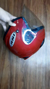 Helm Model Centro Pink Magenta: Warna-Warni dan Desain Elegan