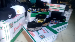 Songkok bludru palestin