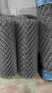 KAWAT HARMONIKA GALVANIS ANTI KARAT 1 ROLL PANJANG 25 METER TINGGI 150/100 CM LUBANG 5X5 CM