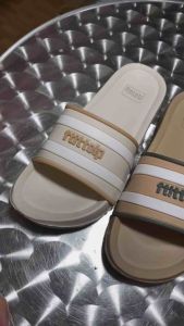 High-Quality Women's Slipper Sandals: Fashion & Comfort