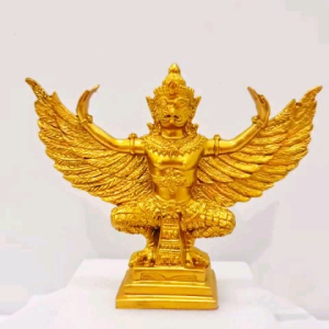 พญาครุฑ สีทองเนื้อแร่เหล็กน้ำพี้แท้ อุตรดิตถ์ ขนาดฐานกว้าง 2.7 นิ้ว สูง 6.5 นิ้ว วัตถุมงคล เสริมโชคลาภ บารมี คุ้มครองภัย