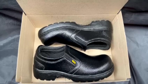 Sepatu Safety Pria & Sepatu Safety Slip On