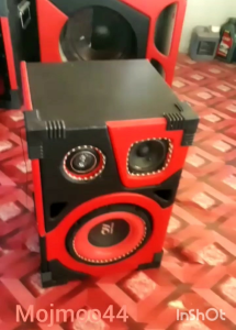 ตู้ลำโพงบลูทูธ ดอกขับเบส 6.5 รุ่นใหม่ล่าสุด อัพเดทสูตรใหม่เสียงดีเบสแน่นสินค้าคุณภาพ ราคาเบาๆ ติดต่อซื้อได้ที่ผ่านฟังชั่นครบ เสียบไมค์ร้องเพลง เสียบคอมพิวเตอร์โน๊ตบูรณ์ ใช้ไฟบ้านมีแบตเตอรี่ในตัว