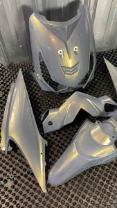 cover body full halus honda beat karbu tahun 2008-2012 nardo effect gold