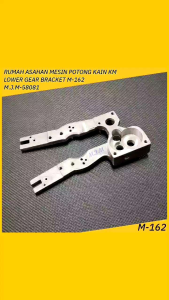 M-162 Bracket asahan / Rumah asahan Mesin Potong kain KM KS AU - Lower Gear Bracket M.J.M-58081 ( mekanik mesin jahit )