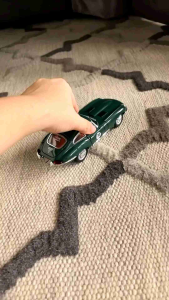 Jaguar E Type Vintage Die-Cast 1:24 1/24 Scale Die-Cast Toy Car Collection Alloy Toy Collectible Vehicle Toy Car