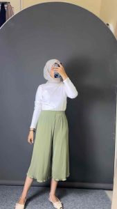 Celana Kulot Jumbo 7/8 Wanita: Celana Panjang & Pilihan Nyaman